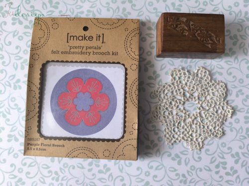 Purple Floral Brooch [make it] felt embroidery brooch kit